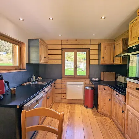Vakantiehuis Renove Calme Avec Terrasse Et Cheminee A - Fr-1-589-783 *